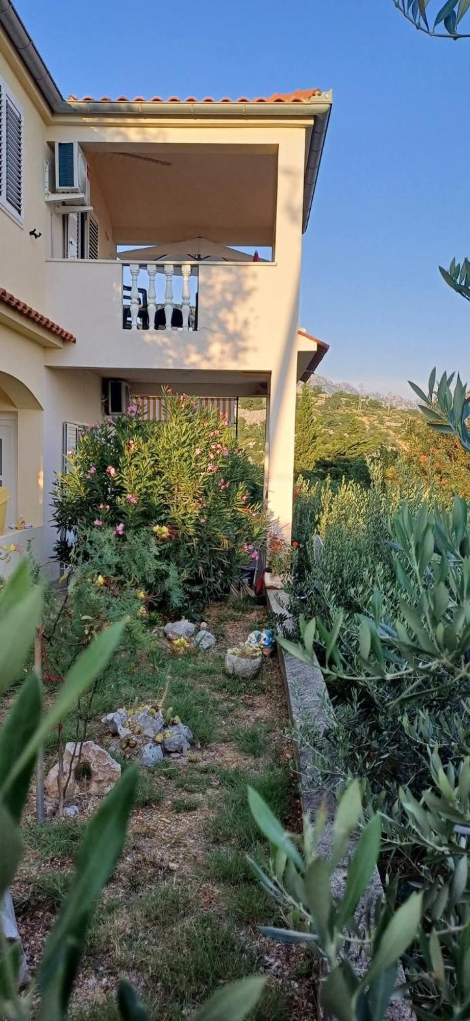 Apartment Mate Starigrad Paklenica Εξωτερικό φωτογραφία